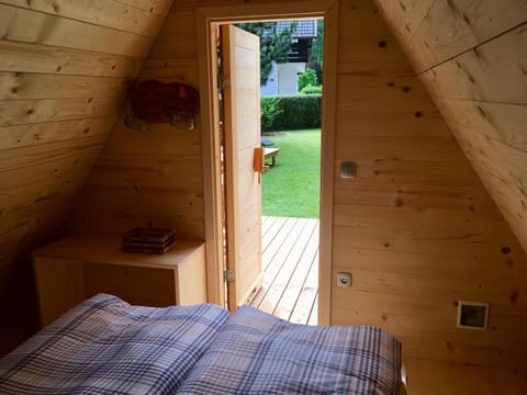 Glamping houses J-Max Campground/ 
RV Resort in Bled