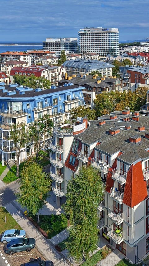 Property building, Bird's eye view, Beach