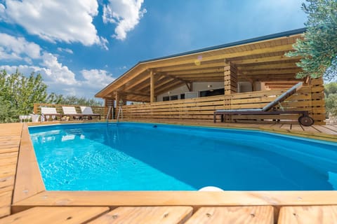 Garden, Balcony/Terrace, Swimming pool