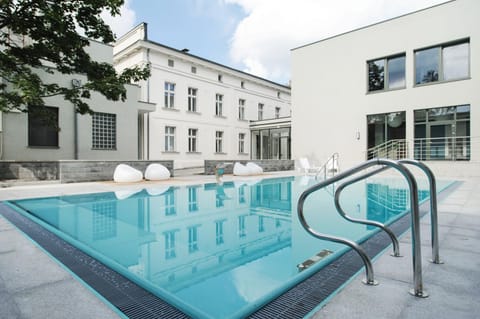 Property building, Pool view, Swimming pool, Swimming pool