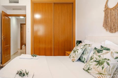 Bed, Photo of the whole room, Bedroom, towels, wardrobe