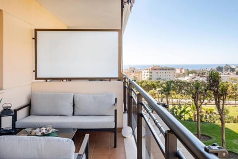 Day, Natural landscape, View (from property/room), Balcony/Terrace, Sea view