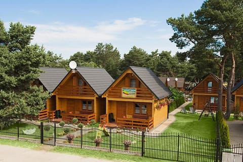 Property building, Natural landscape, Garden, Garden view