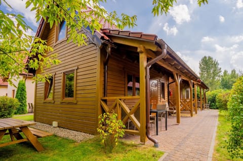 Domki Natalia Łeba blisko centrum Nature lodge in Leba