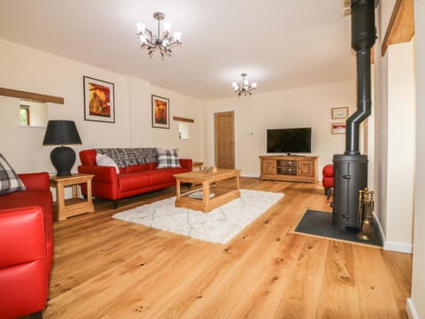 Swifts Barn House in Stoke Gabriel