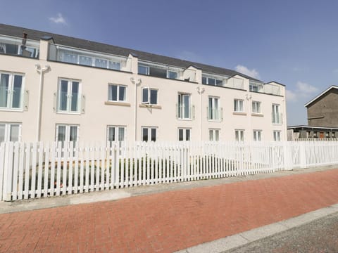 Welymora House in Pwllheli