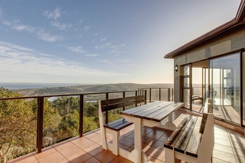 View (from property/room), Balcony/Terrace