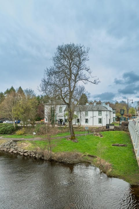 Property building, Natural landscape