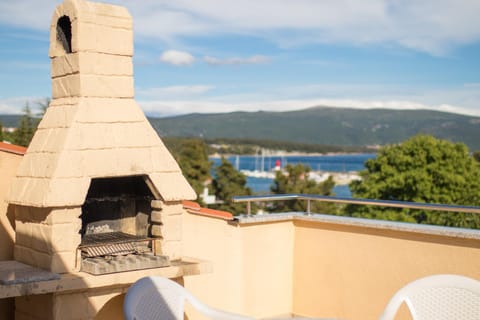 BBQ facilities, Balcony/Terrace, Sea view