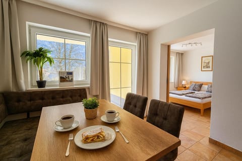 Living room, Seating area, Dining area