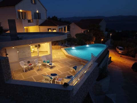 Villa Franka with pool Apartment in Bol