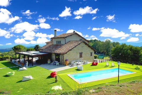 Property building, Pool view, Swimming pool, Swimming pool