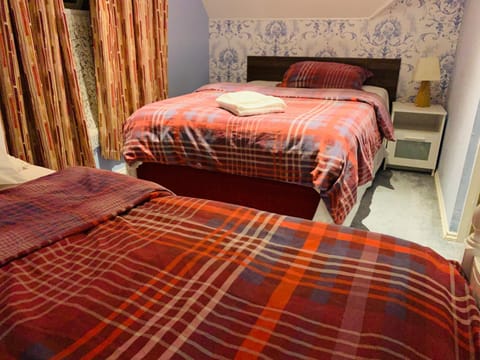 Bed, Photo of the whole room