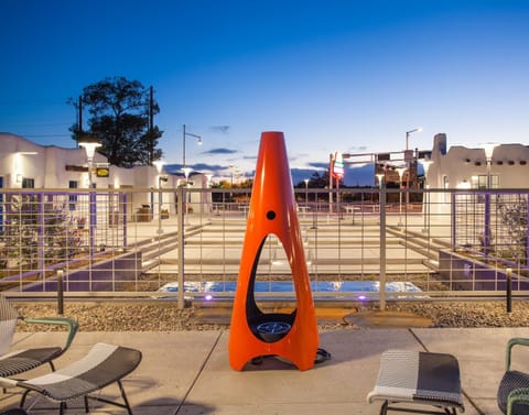 Property building, Seating area