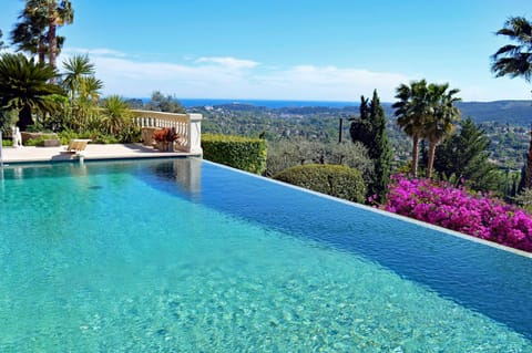 Pool view, Sea view, Swimming pool
