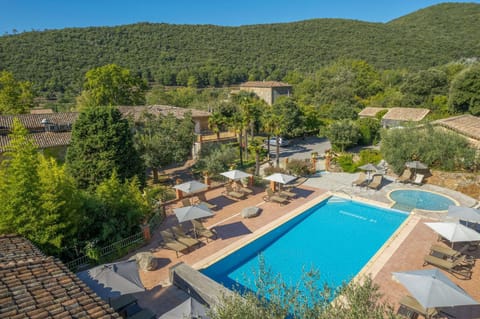 Bird's eye view, Swimming pool