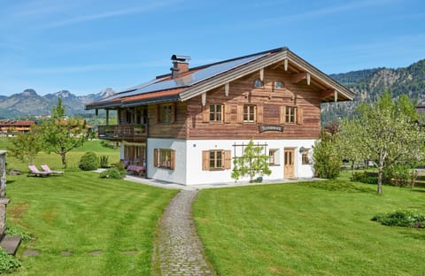 Chalet Menkenhof Apartment in Salzburgerland