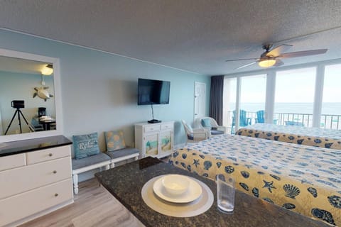 319 - Island Inn House in Treasure Island