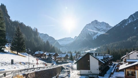 Property building, Winter