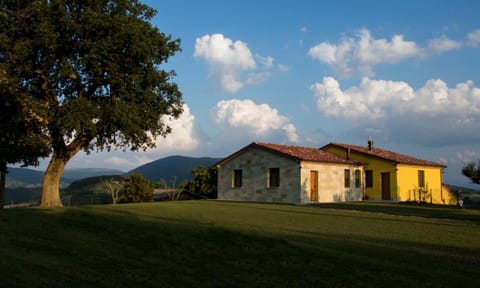 La Cerqua Farm Stay in Umbria