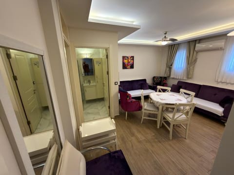 Living room, Seating area, Dining area