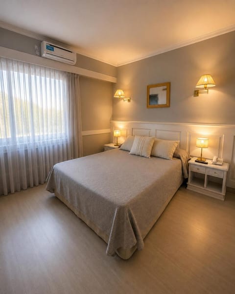 Photo of the whole room, Bedroom, City view, furniture, heating, internet, safe, towels, air conditioner