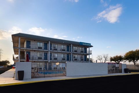Property building, On site