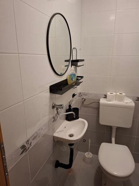 Apartmani Leko Mirjana Apartment in Baška Voda