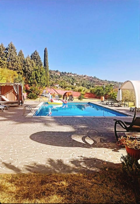 Solarium, Pool view, Swimming pool, Swimming pool, sunbed