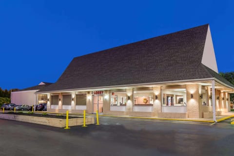 Property building, On site