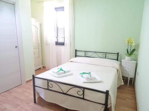 B&B Alòs Bed and Breakfast in Sapri