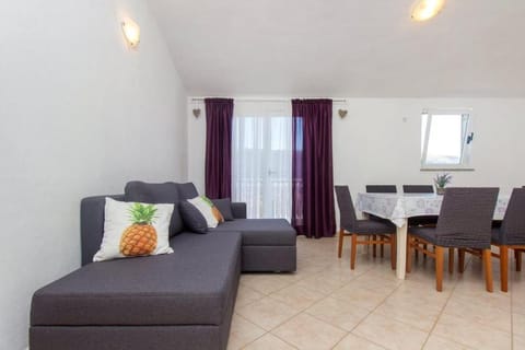Apartman Belakušić 1 Apartment in Šibenik-Knin County, Croatia