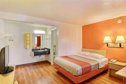 Photo of the whole room, On site