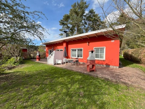 Property building, BBQ facilities, Balcony/Terrace