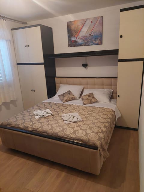 HOLIDAY ROOM - THE VIEW Bed and Breakfast in Novi Vinodolski