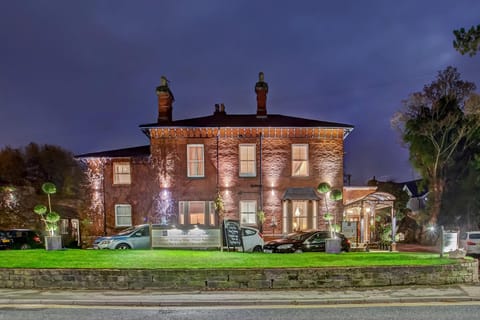 Alexandra Court Hotel Hotel in Congleton