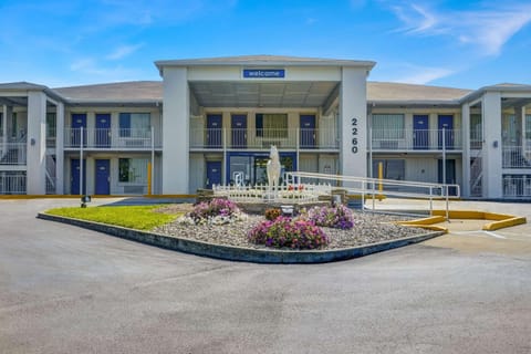 Property building, On site