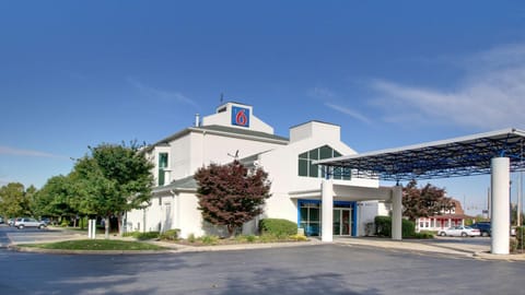 Property building, On site