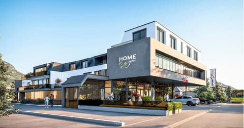 Property building, Location