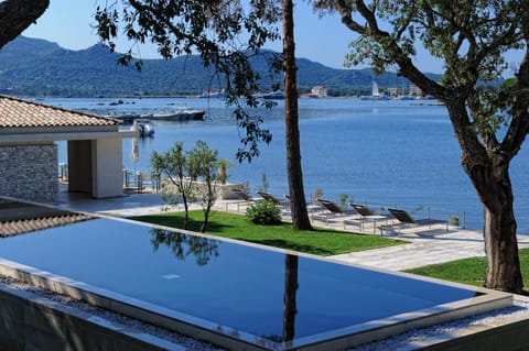 View (from property/room), Balcony/Terrace, Swimming pool