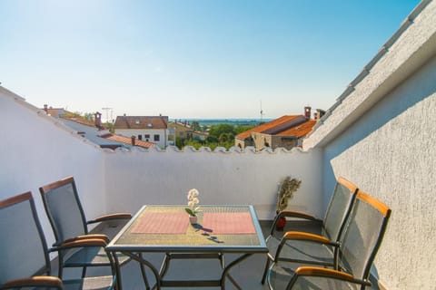Apartments Dino Bed and Breakfast in Poreč