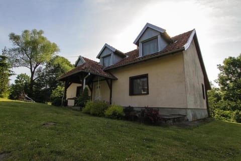 Chalupa Dejnowo Nature lodge in Lithuania