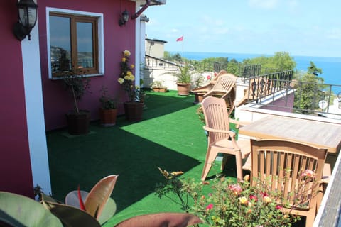 Garden, Balcony/Terrace, On site, Mountain view, Sea view