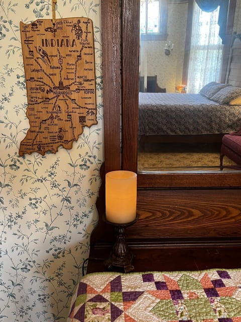 Innisfree Bed & Breakfast Bed and Breakfast in South Bend