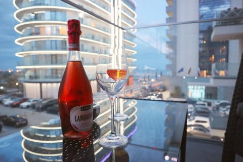 Balcony/Terrace, Drinks