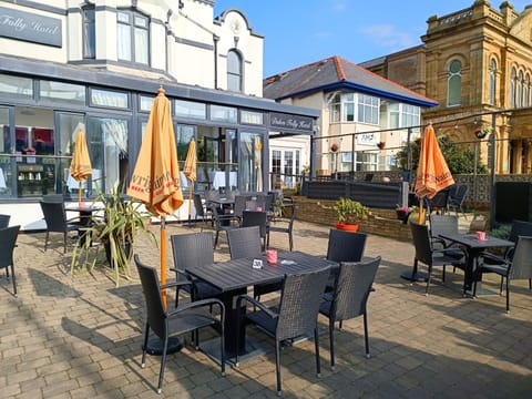Patio, Seating area