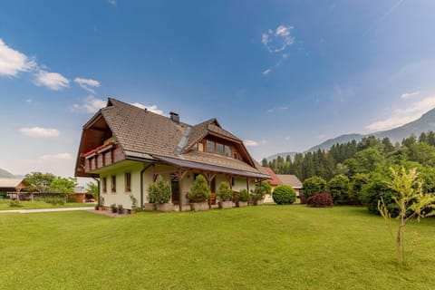 Property building, Garden, Garden, Mountain view