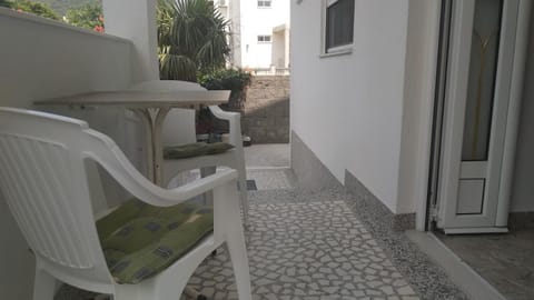 Patio, Balcony/Terrace