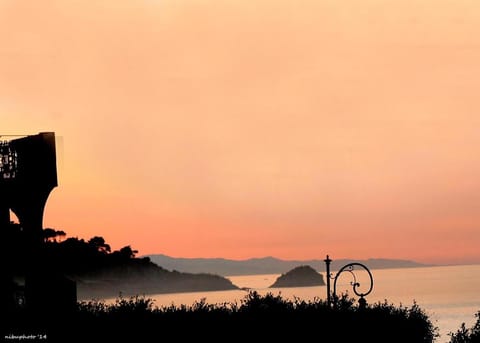 On site, Sunrise