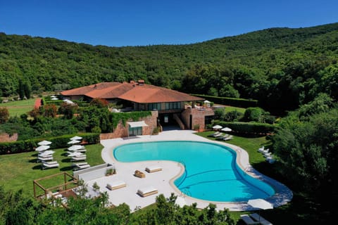 Day, Natural landscape, Swimming pool